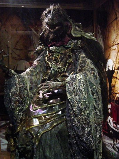 Skeksis_on_Display